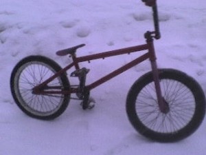 Pārdodu saliktu BMX