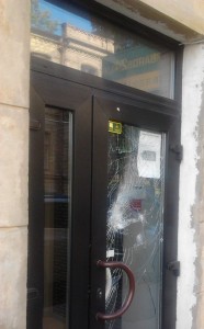 Aizsargplēves logiem, drošibas plēves, Stiklu aplīmēšana, logu plēves.