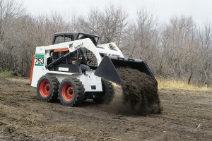 Bobcat iekrāvēja pakalpojumi