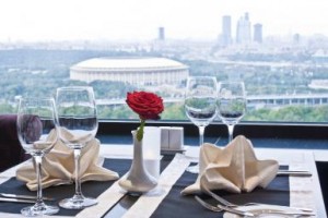 Darbinieki viesnīcās Lielbritānijā.