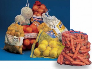 DARBS FABRIKĀS, RŪPNĪCĀS UN NOLIKTAVĀS LIELBRITĀNIJĀ.