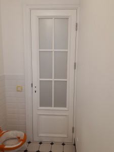 Kāpņu un durvju Meistari ar Lielu angļu ražošanas pieredzi.