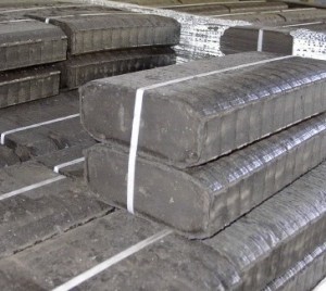 Kūdras briketes no Igaunijas apkurei