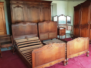 Mēbeles meklē mājas!!!