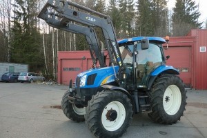New Holland TS110A