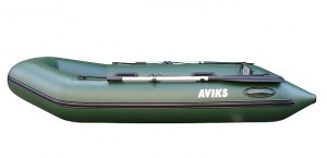 Pārdod jaunu piepūšamu laivu