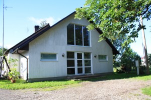 Pārdod nekustamo īpašumu