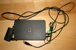 Pārdodu Western Digital Elements Desktop 1TB USB 2.0