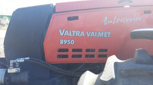 Valtra Valmet 8950